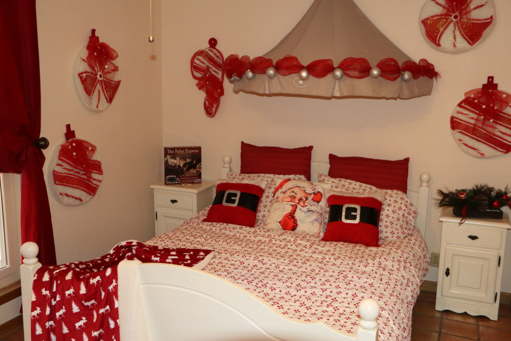 Santa's Jingle House