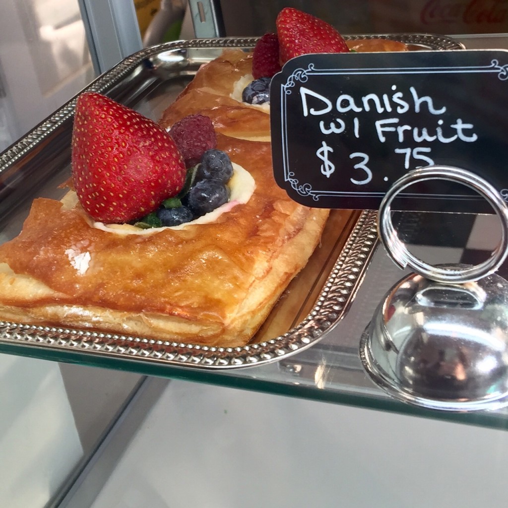 Maison Cuit fruit tart