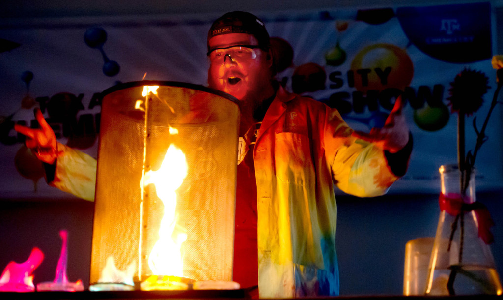 Chemistry Road Show at the Library