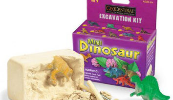 Mini Dino Dig Class at Kaleidoscope Toys