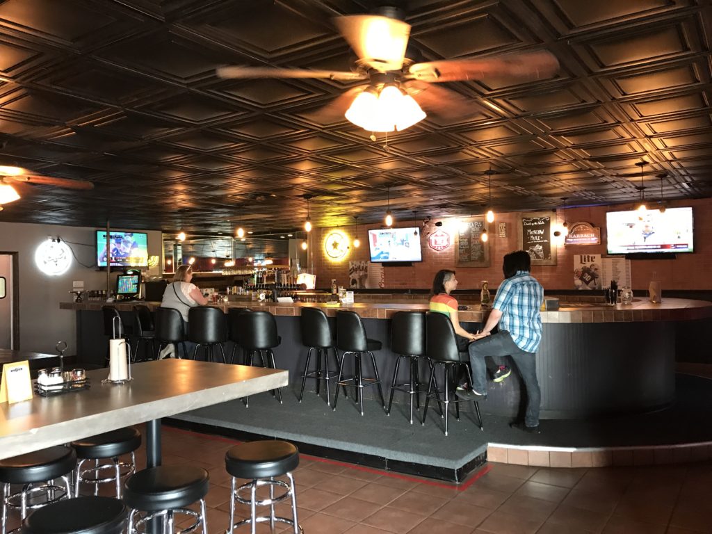 Warpath Pints & Pizza
