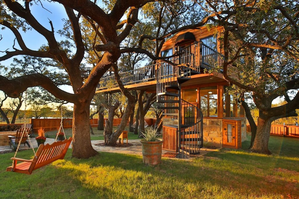 treehouses in Texas