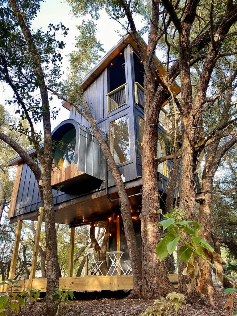 treehouses in Texas