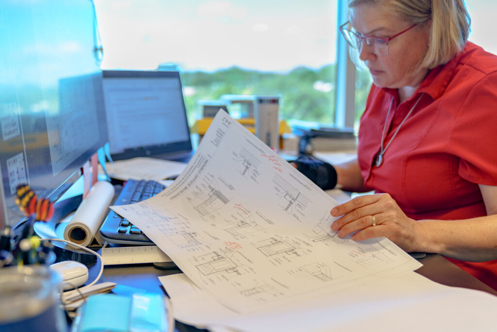 Donahue at work