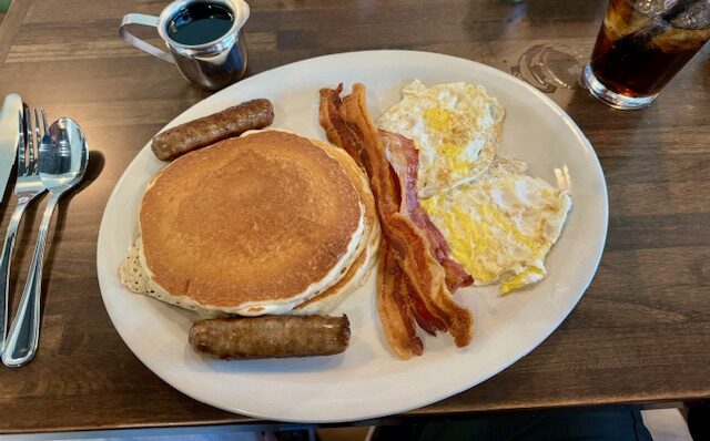 The Perfect Combo - Round the Rock image
